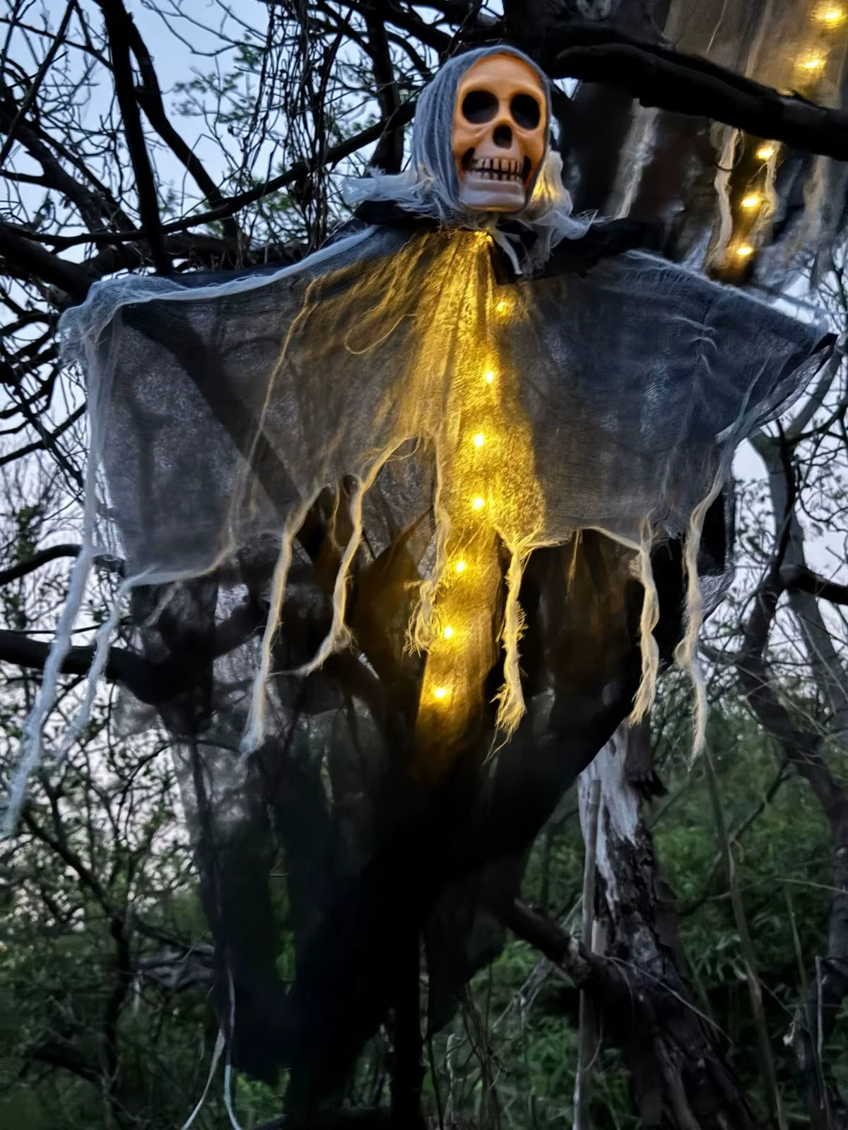 Halloween Creepy Scary Animated Skeleton Ghost Pandent Halloween Party Decoren Scary Skeleton Decor, Preferred Gift for Friends