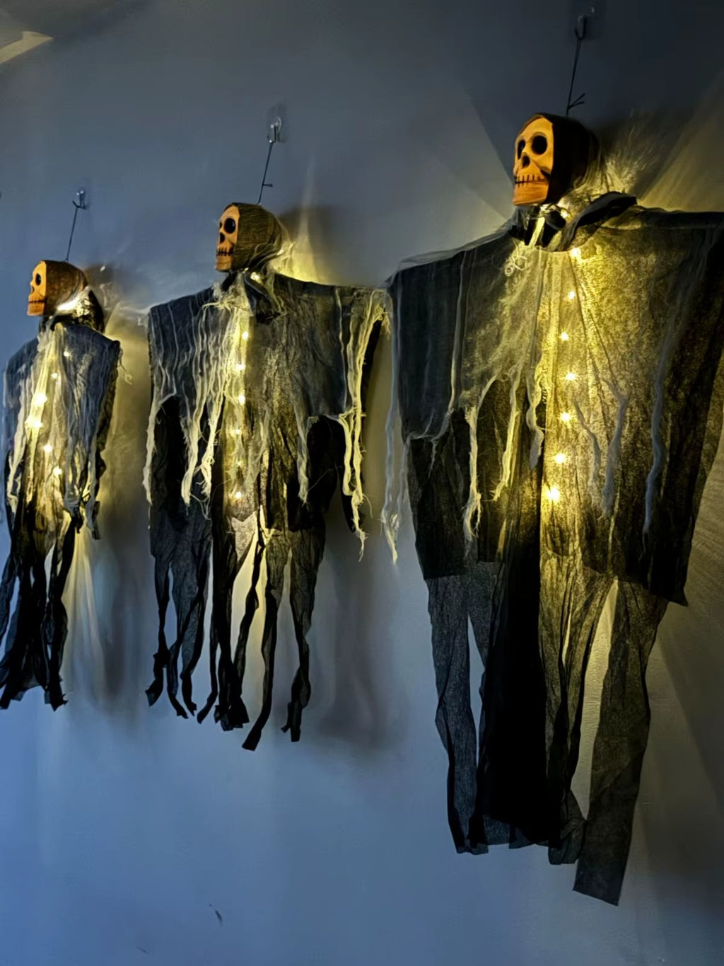 Halloween Creepy Scary Animated Skeleton Ghost Pandent Halloween Party Decoren Scary Skeleton Decor, Preferred Gift for Friends